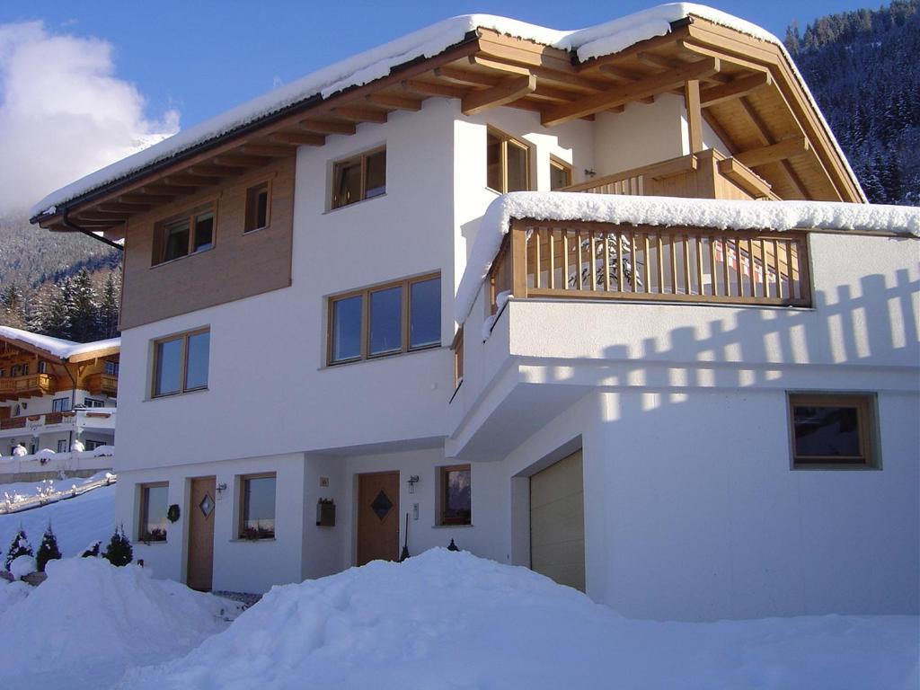 Haus Harbauer Neustift im Stubaital Exterior foto